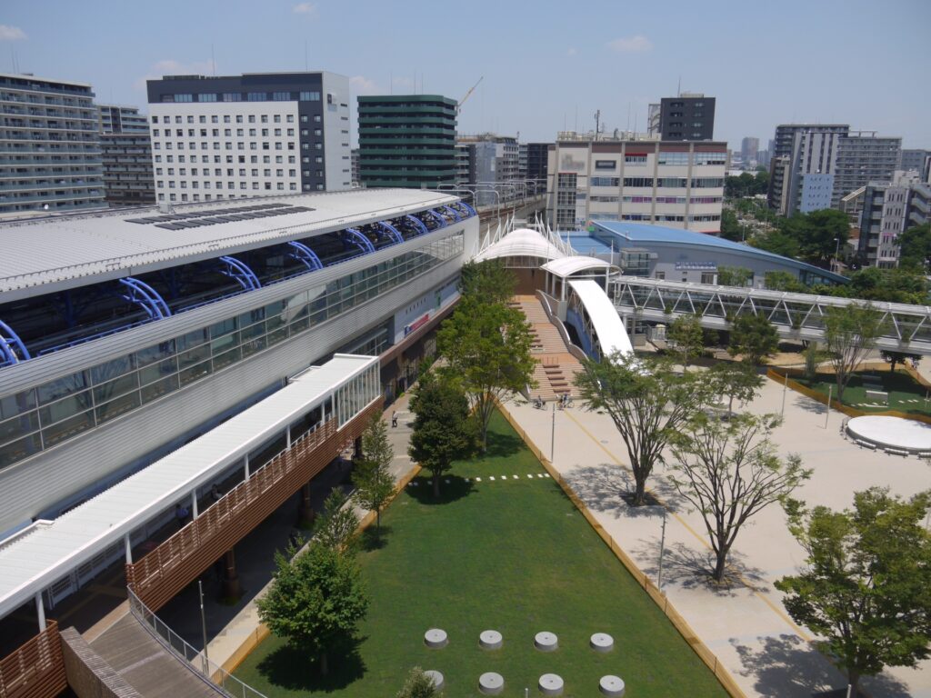 おおたかの森駅周辺の写真。東葛飾を代表するニュータウン